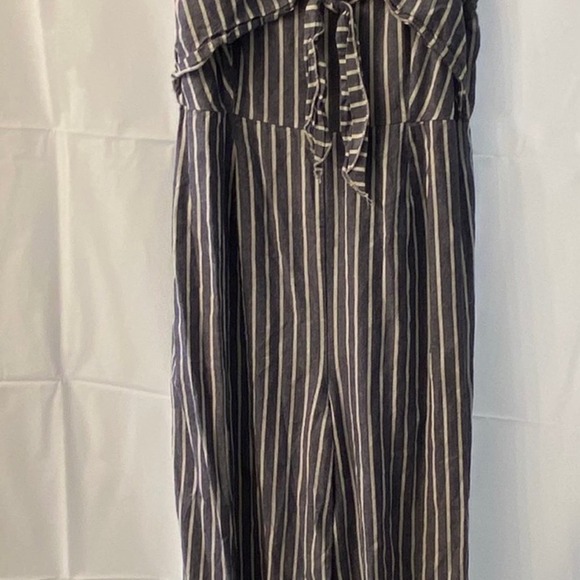 Lavender fields blue white spaghetti strap romper flared legs small - Picture 2 of 12